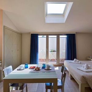 Studio met een King Size Bed